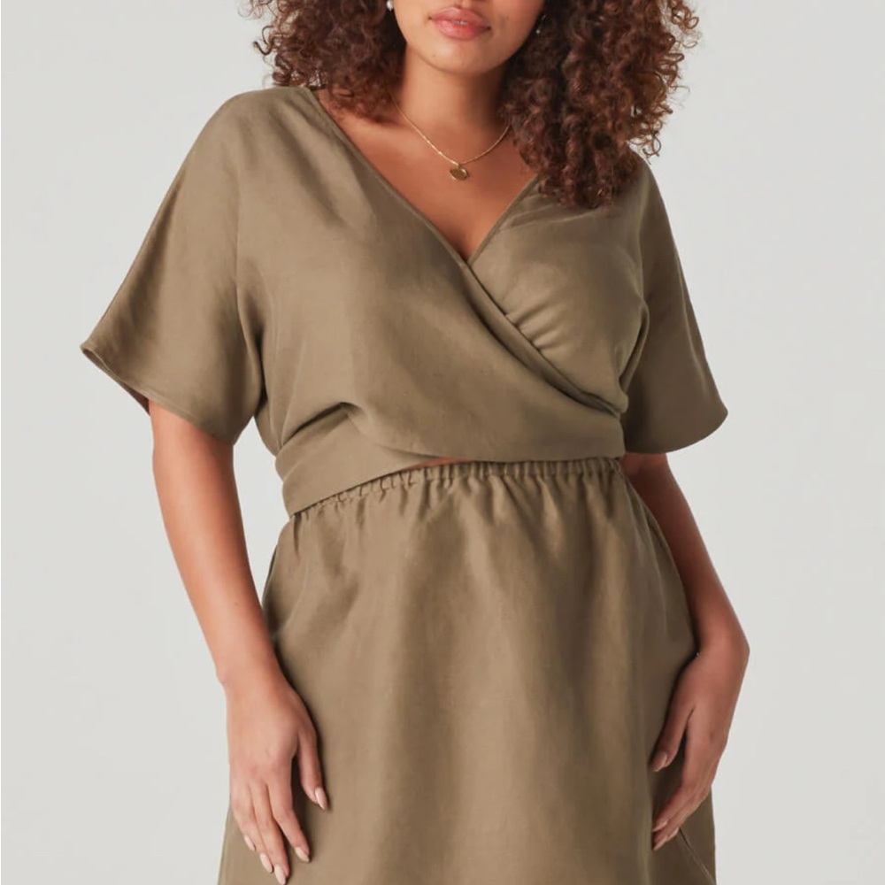 Vetta Women’s Convertible Wrap Mini Dress Dark Khaki size XL